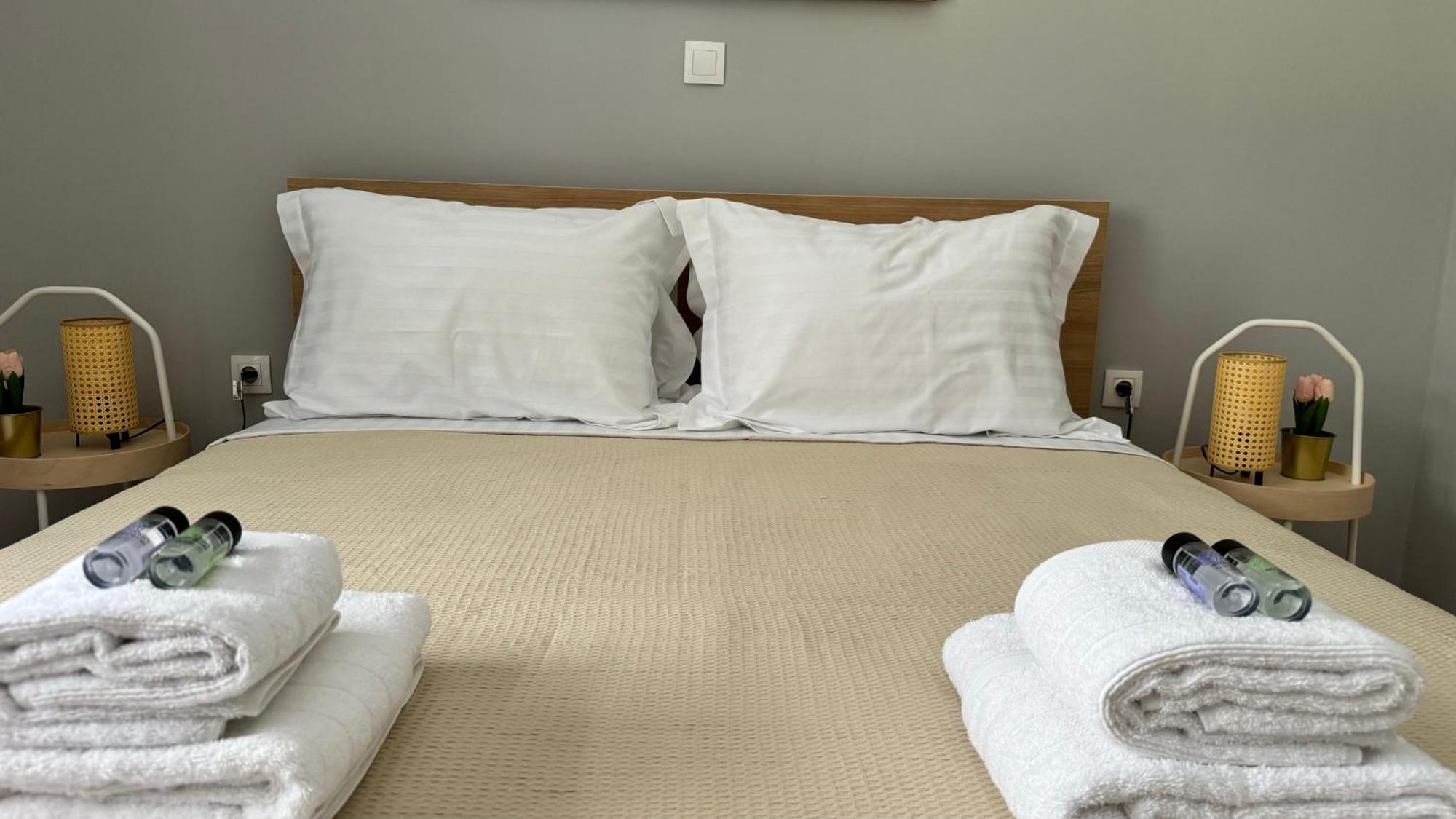 Urban Breeze Aparment 1 Apartamento Atenas Exterior foto