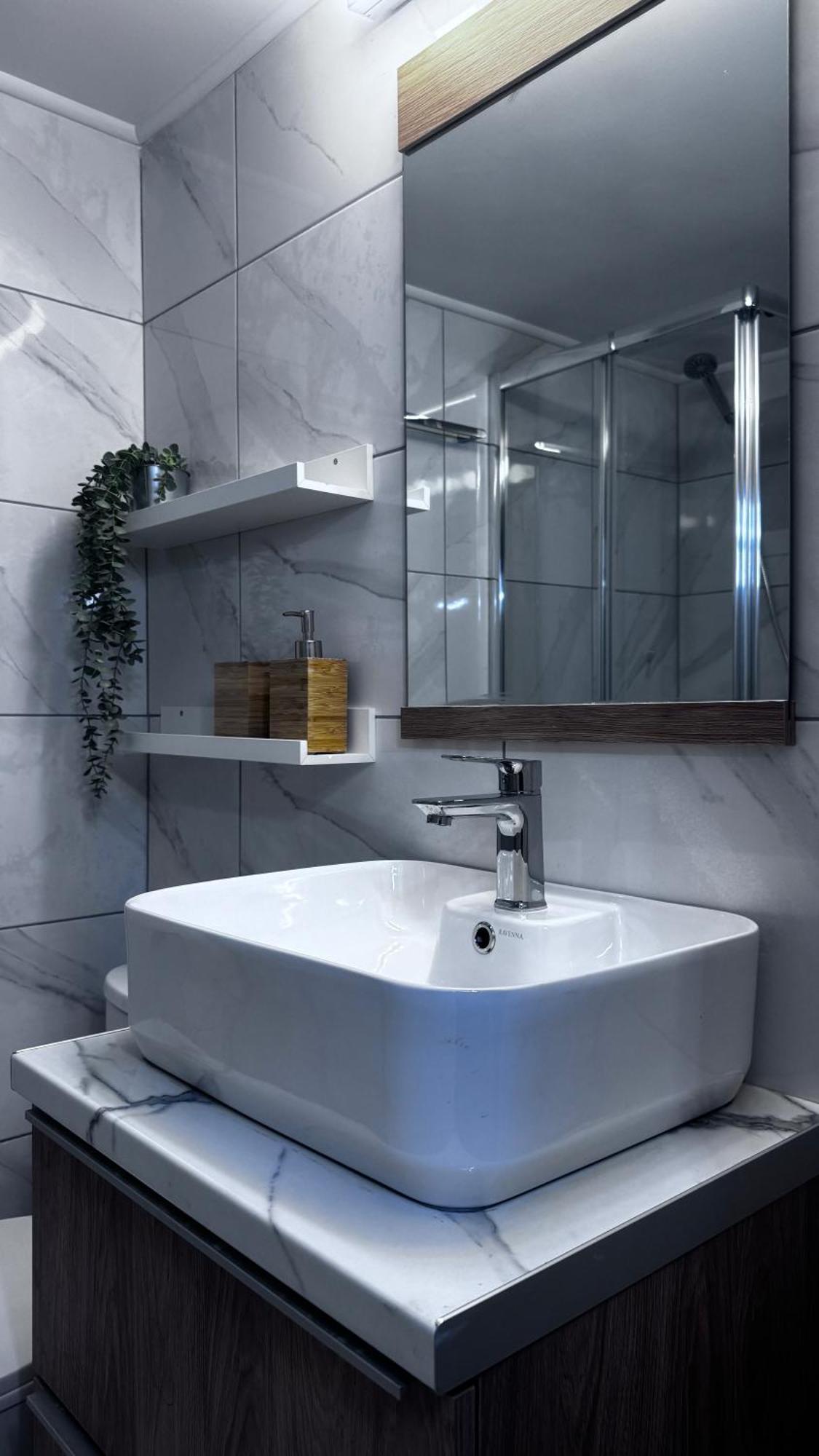 Urban Breeze Aparment 1 Apartamento Atenas Exterior foto