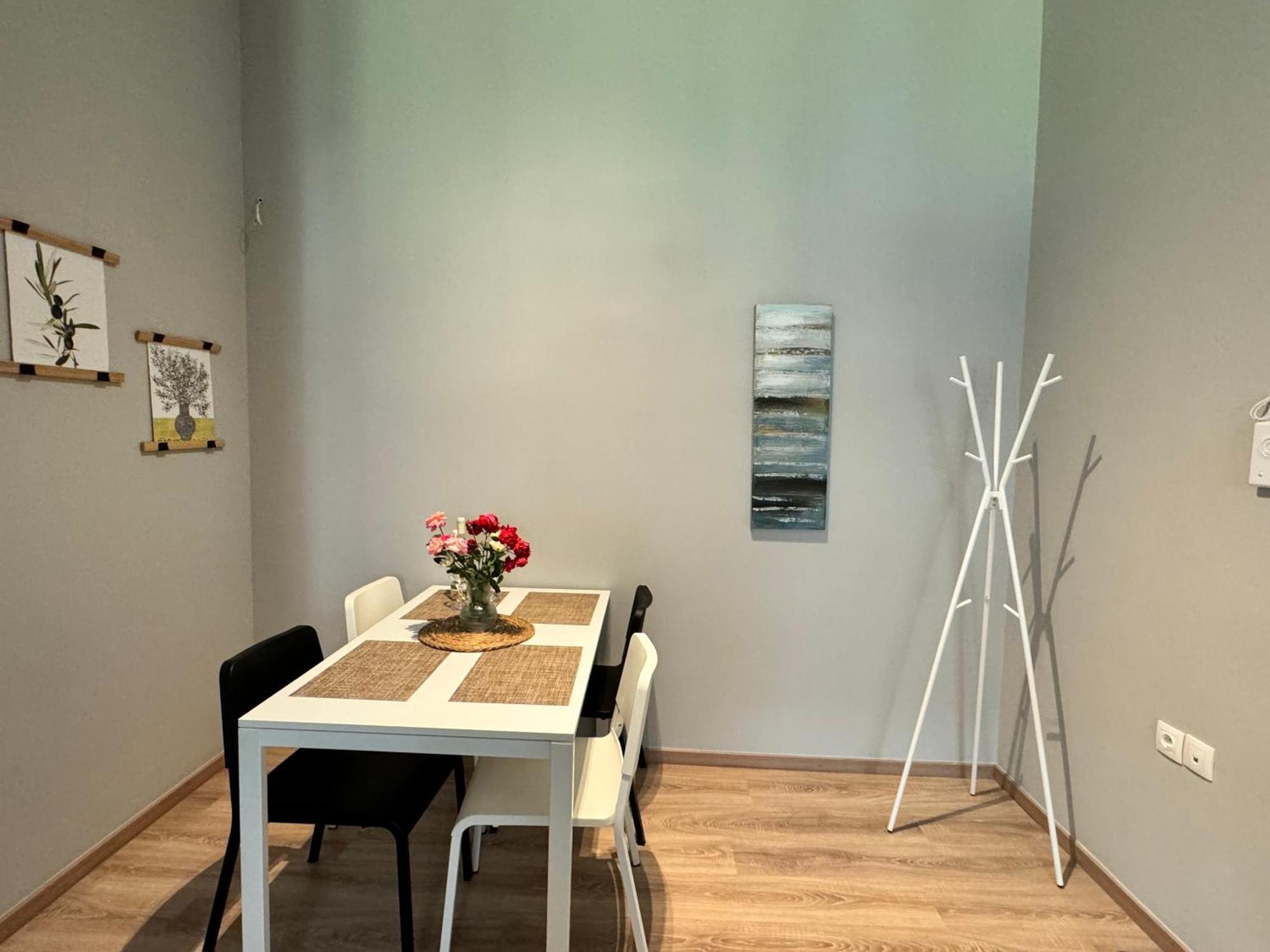 Urban Breeze Aparment 1 Apartamento Atenas Exterior foto