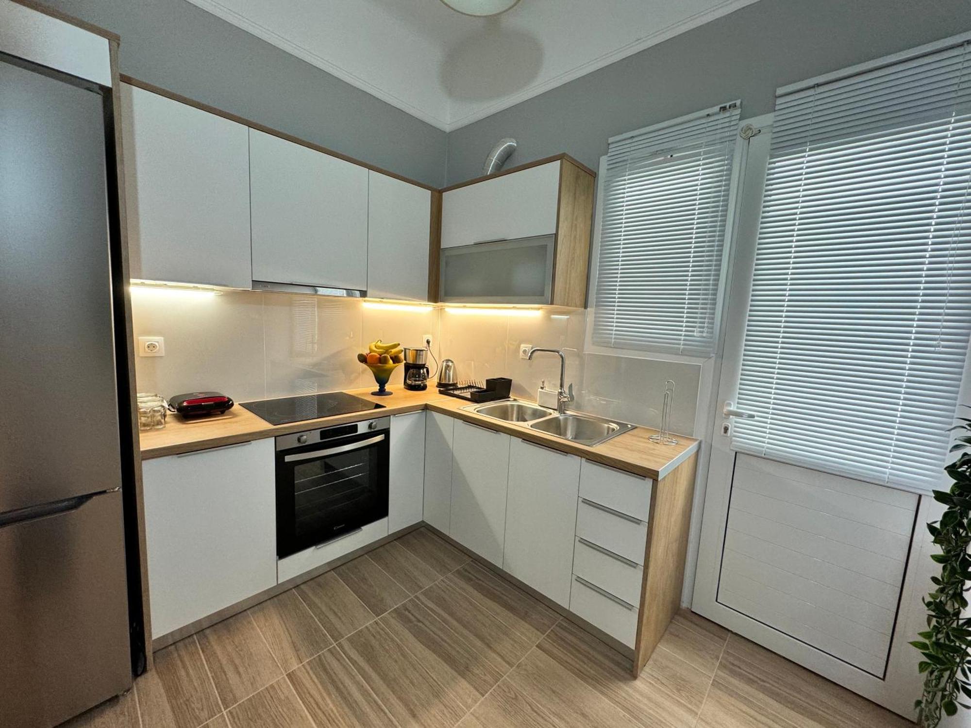 Urban Breeze Aparment 1 Apartamento Atenas Exterior foto